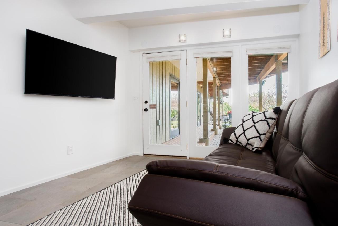 Downtown Contemporary Cove Villa Anchorage Dış mekan fotoğraf